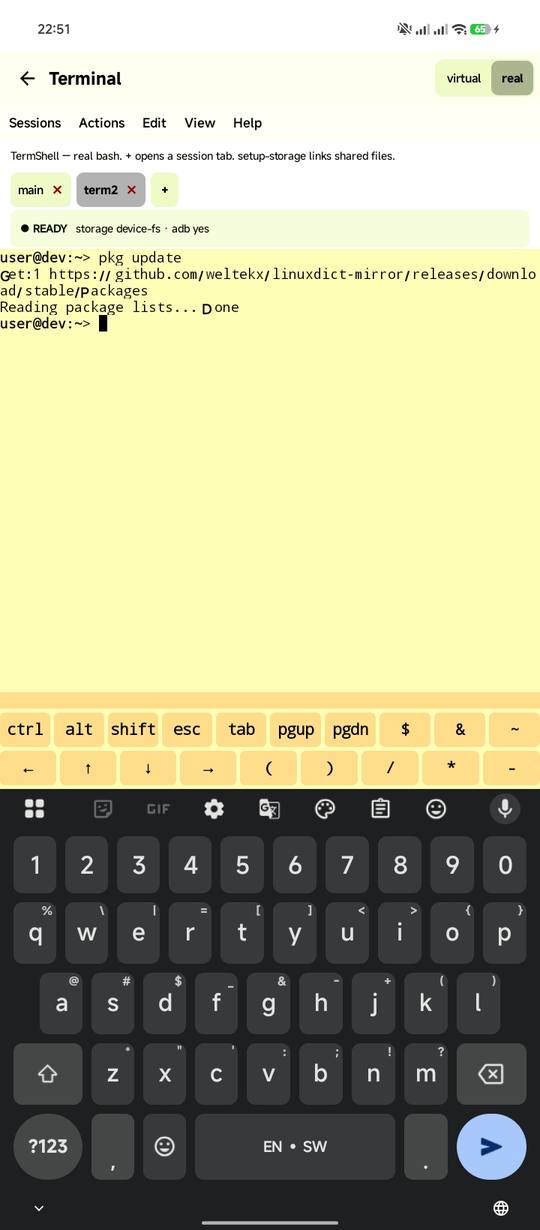 Linux Master real terminal installing packages from the signed mirror